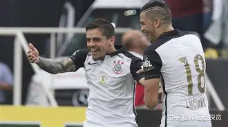 赛前埃因霍温备战葡超，伤情更新细节曝光，悬念犹存，团队化学反应显著